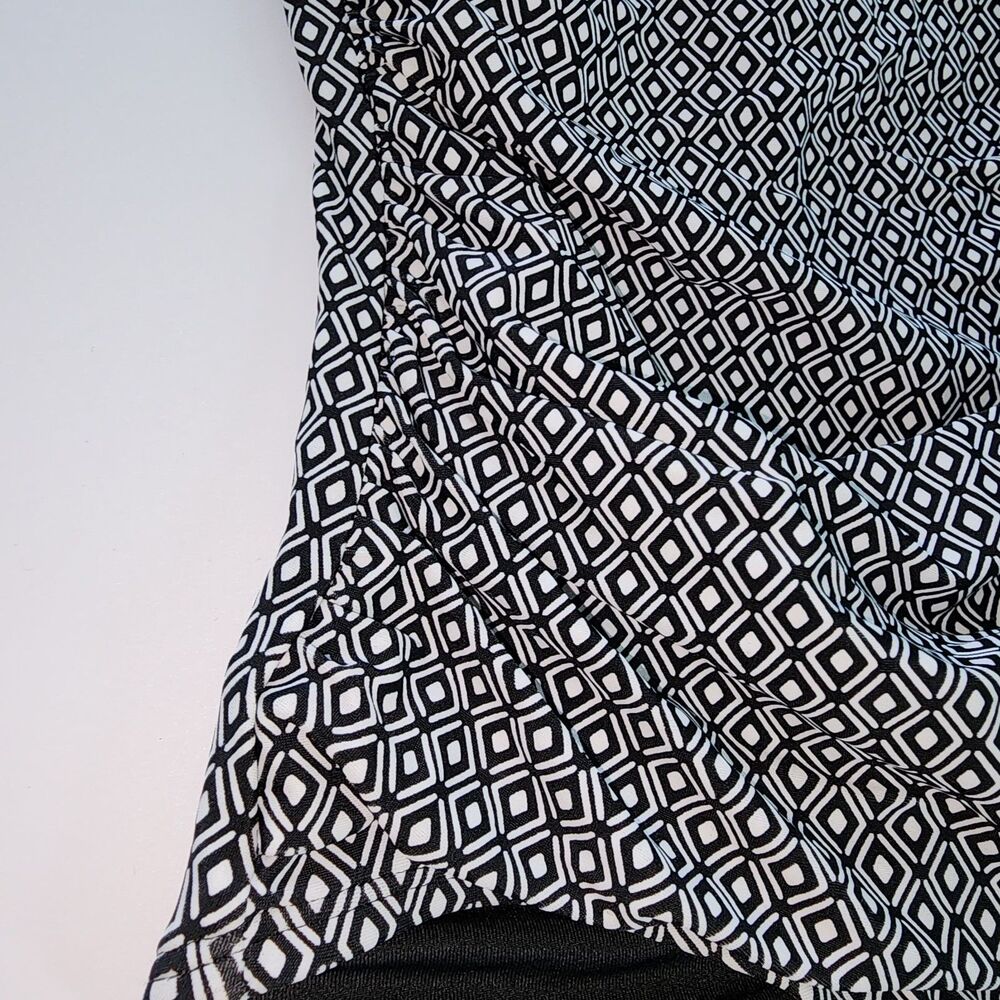 DKNY Strapless One Piece Swimsuit Black & White Size M - Picture 9 of 9